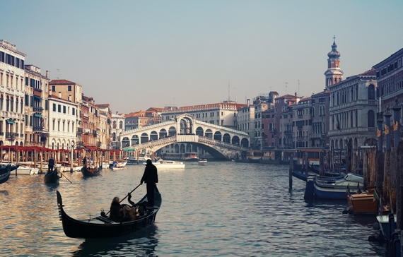 Venezia gondola ciliegie 570