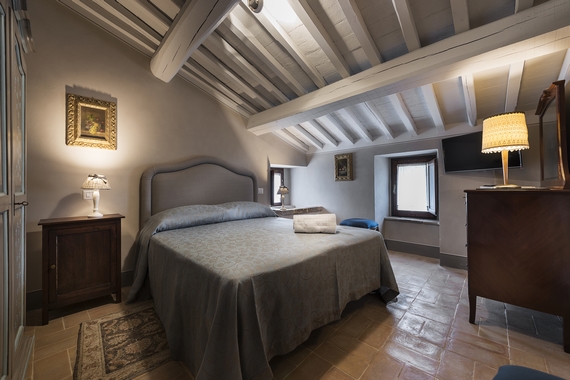 Relais Borgo Campello Camera da letto 1 Credit Petrucci 570