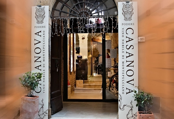 2 Podere Casanova Wine Art Shop itin 22 570