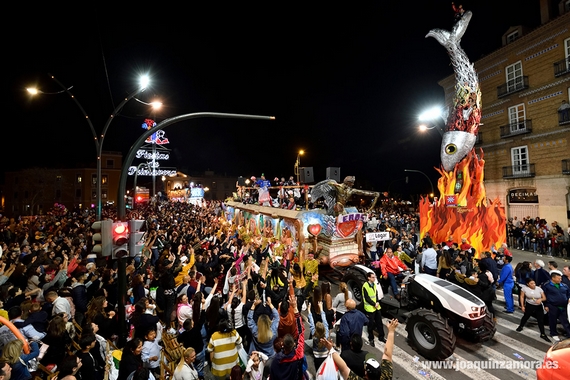 Entierro Sardina 0984 Desfile 2019 PEQ Foto JZ a elegir copia itin 22 570