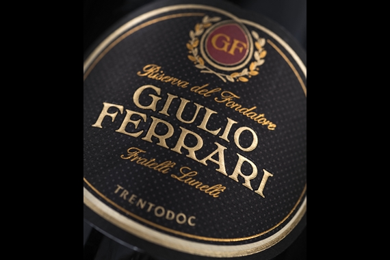 Giulio Ferrari Collezione 2001 Trentodoc 0 75 particolare etichetta itin 22