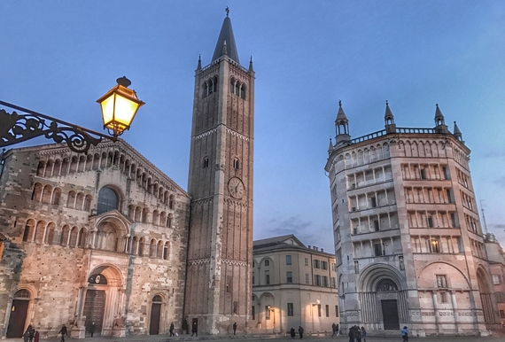 Piazza Duomo Parma Foto Francesca Cavalca per Visit Emilia unesco itin 570
