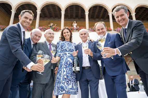 acqua surgiva gruppo lunelli ghiacciaio casagrande 23 03 570