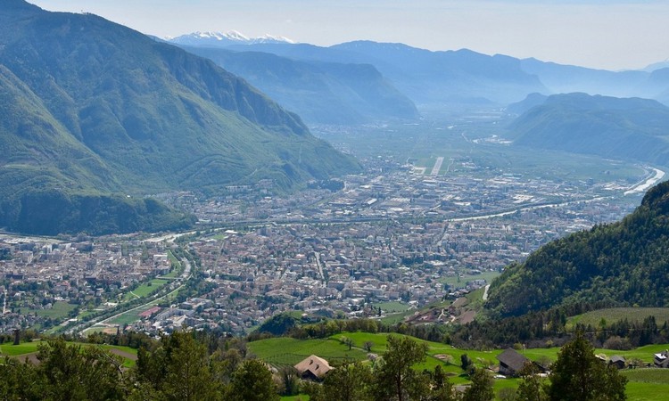 bolzano vista san valentino 2024 750