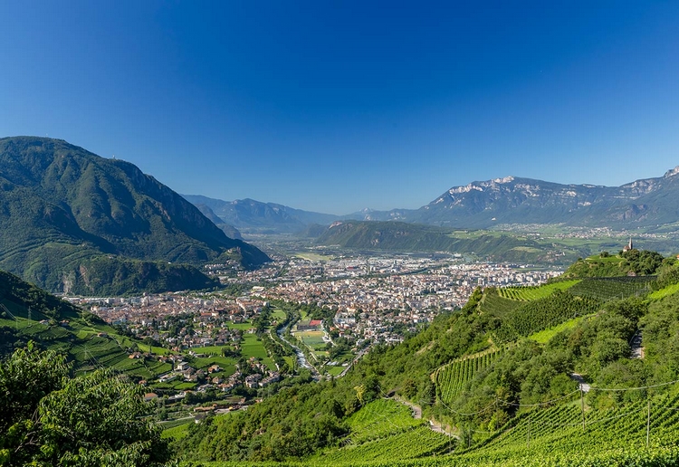 panorama bolzano bozen aprile 2024