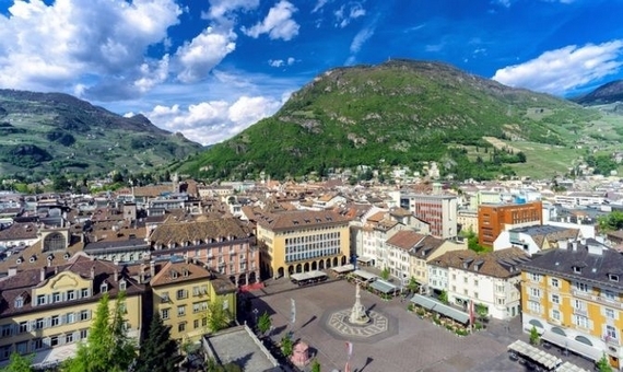 bolzano piazza eventi itin 22.jpg