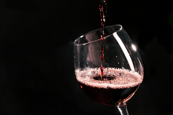 comolli vini e spumanti bollicine calice vino rosso feste 22 23 itin 1 570.jpg