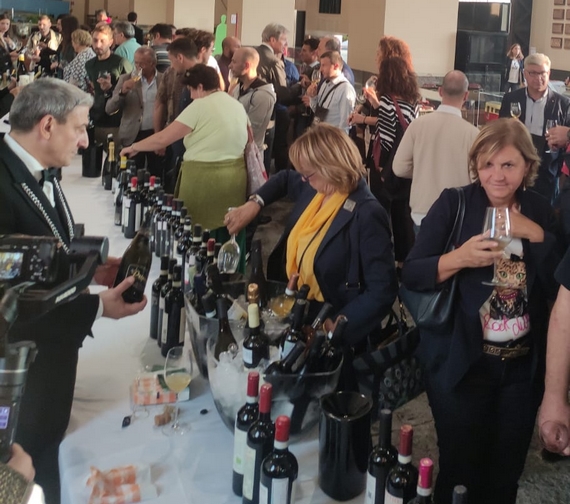 degustazioni vini eruzioni del gusto 2022.jpg