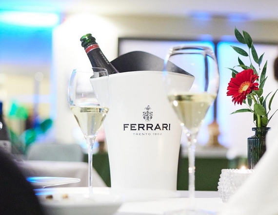 serata ferrari astoria resort 22 itin 4 570.jpg