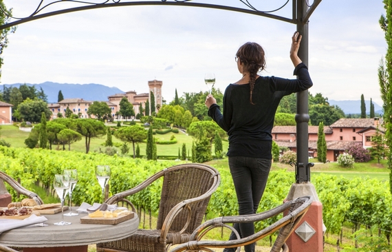 Castello di Spessa vigneti aperitivo 570