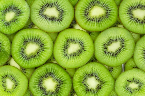 Kiwi aperto 2 570
