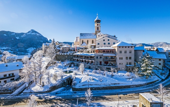 Romantik Hotel Turm Esterno invernale 570itin