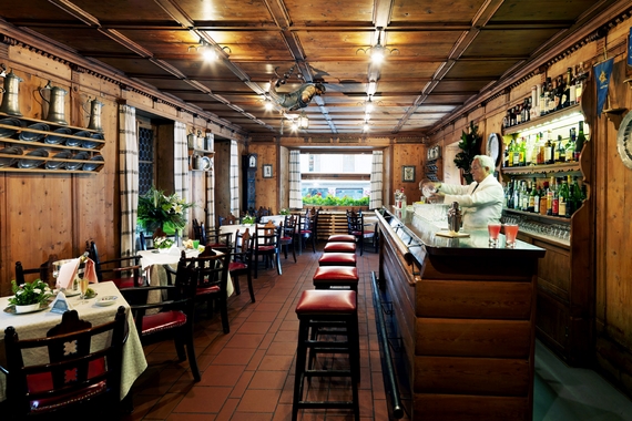 The Grill our famous American Bar de la poste 570
