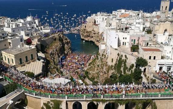 polignano a mare tuffi 570