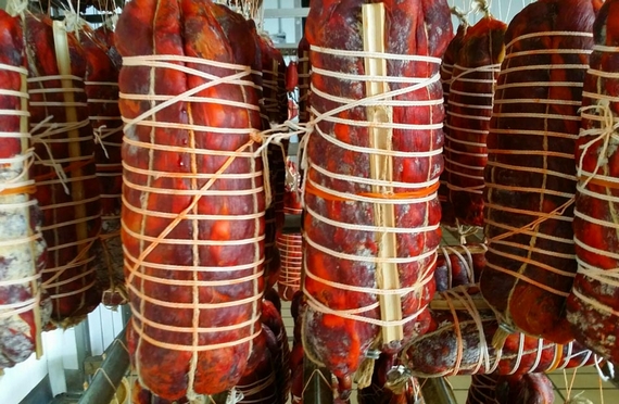 produzione capocollo di calabria 570