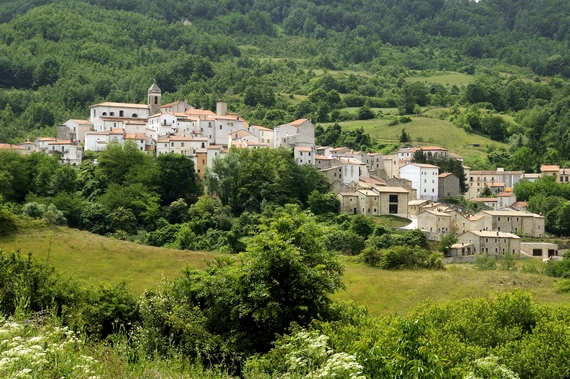 Castel del Giudice Panorama bagno nella foresta 570