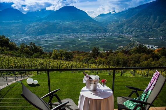 Romantik Hotel Oberwirt Tenuta Eichenstein 4 sveglia vigna 2021 570