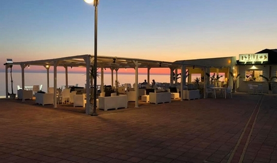 locale riva 570