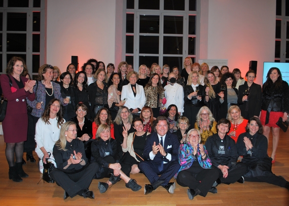 13 aprile Vinitaly Carlos Santos con Le Donne del Vino itin 570