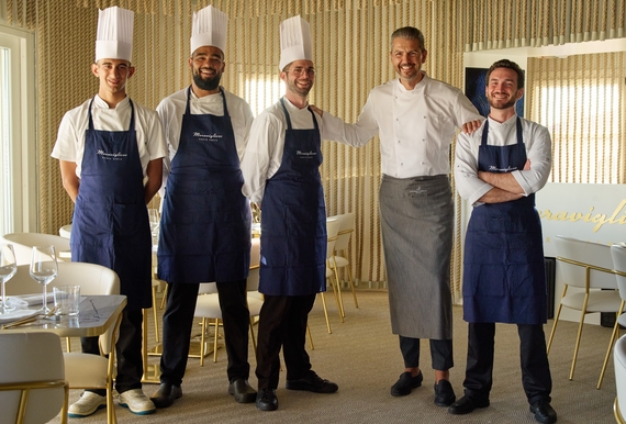 Andrea Berton e brigata Meraviglioso Porto Cervo itin 22 570