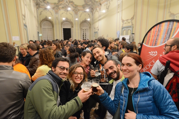 genova beer 22 people2 itin 22 570