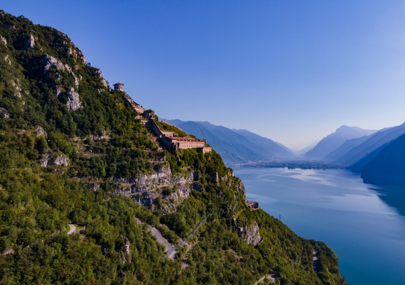 01 lago d idro anfo rocca 23 570