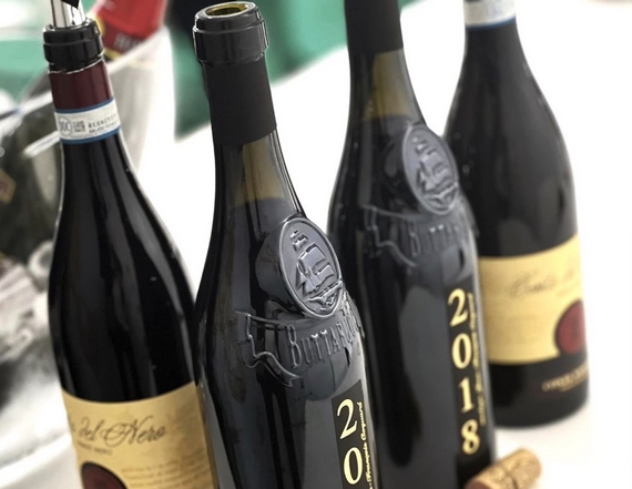 Foto bottiglie di vino oltrepo vinitaly 23 ids