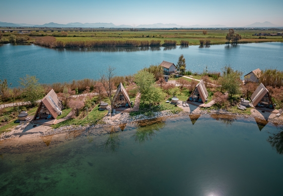 Laghi Nabi Vista dal drone 3 pet friendly 23 570