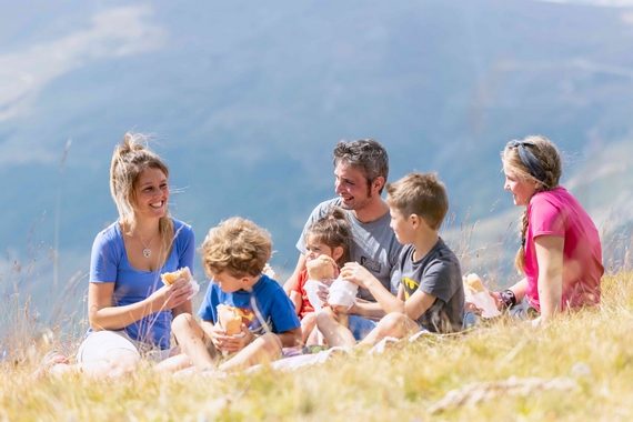 Livigno Trekking famiglia Credits AnnapurnaMedia 23