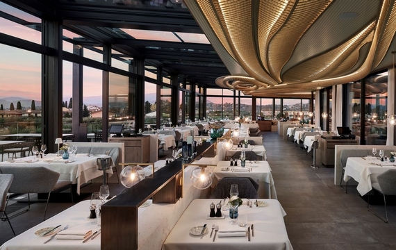 Quellenhof Luxury Resort casagrande vino 23 04 570