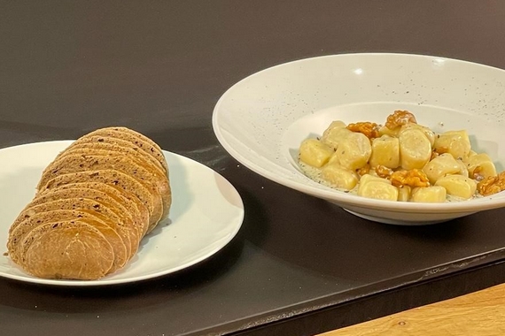 gnocchi patate noci gorgonzola striscia aly 23 02