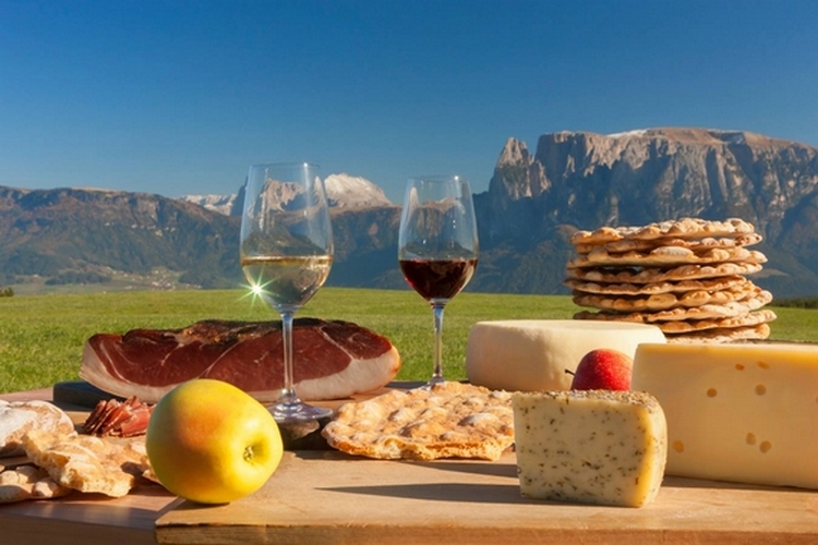 Foto Prodotti Tipici Bolzano turismo enogast. itin 24 750