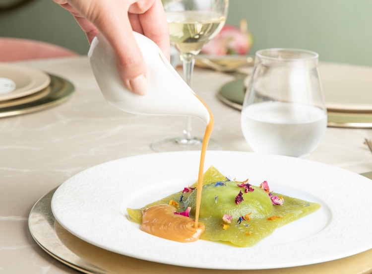Raviolone di pasta 01 750