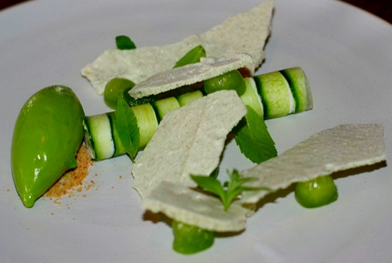 Noma Copenaghen piatti 4 itin 23 570.jpg