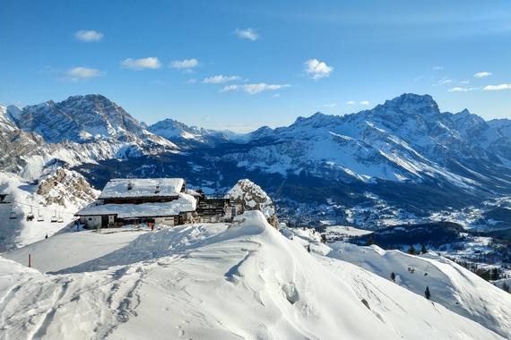 Tofana_Credits Cortina Marketing itin 22 570.jpg