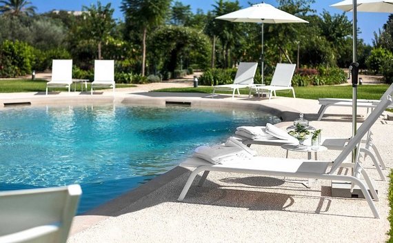 donna coraly resort piscina itin 22 570.jpg