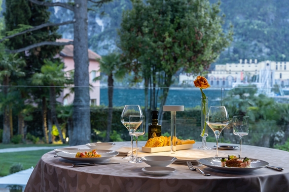 lido palace riva del garda rist. casagrande 3 itin 22 570.jpg