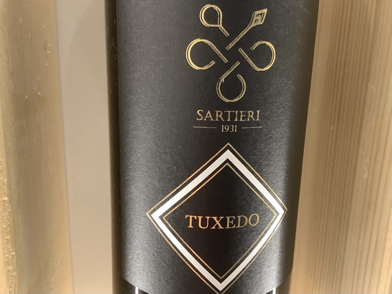 sartieri 1931 wine bar tuxedo 2 itin 22 570.jpg