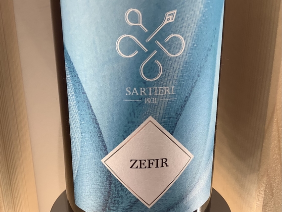 sartieri 1931 wine bar zefir itin 22 570.jpg