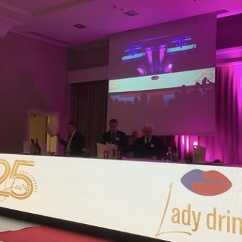 RICCIONE, VISTI A LADY DRINK 2022